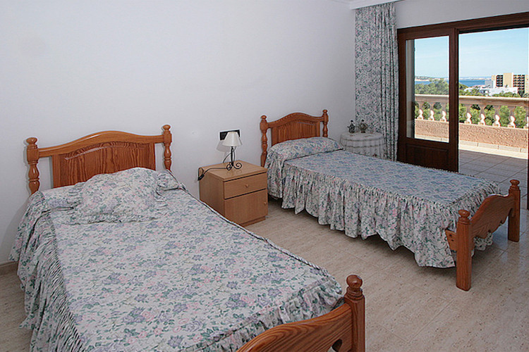 Property for Sale in Palmanova, Palmanova, Islas Baleares, Spain