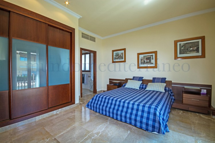 Property for Sale in Son Veri Nou, Son Veri Nou, Islas Baleares, Spain